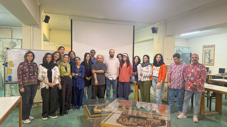 سعید فروتن در درسگفتار «گرافیک» اولین دوره مدرسه پرفورمنس آرت 