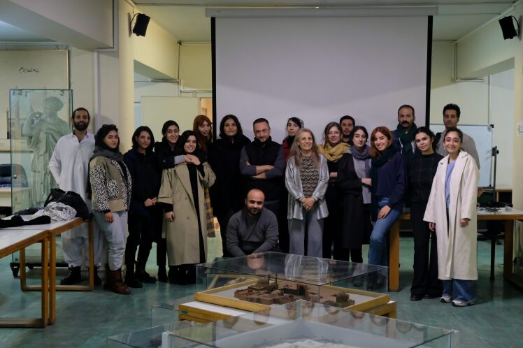 برگزاری آخرین جلسه کارگاه جامعه‌شناسی هنر مدرسه پرفورمنس آرت با پوریا جهانشاد