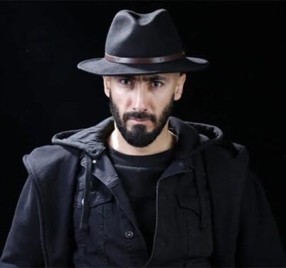 یاسر خاسب | کارگردان، بازیگر و پرفورمر